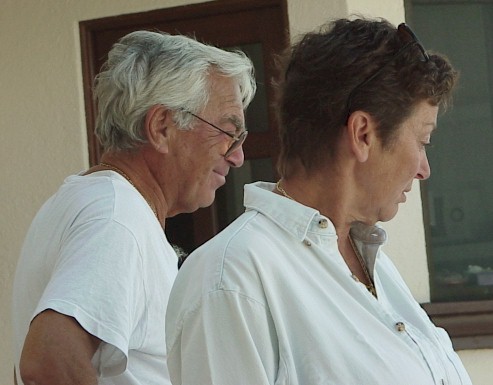 Gramma and Grampa watching 1.jpg (44410 bytes)