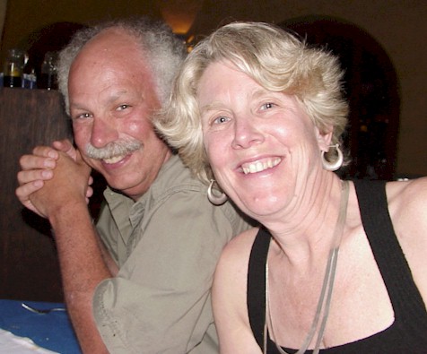 The anniversary couple.jpg (48987 bytes)